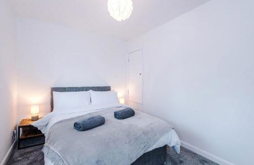 Stylish 2BR House for 4 in Manchester with Parking - Foto 49