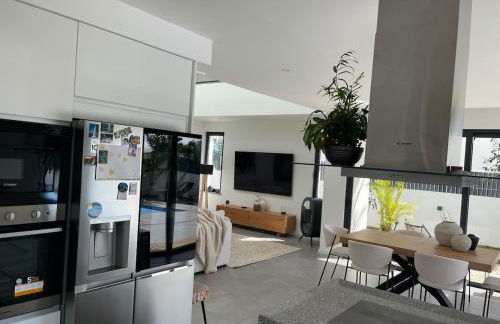 Villa R&M with Pool and Jacuzzi - Photo 16