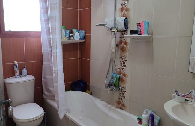 Females Only, Host Is Woman, City Center, Near All - Foto 15