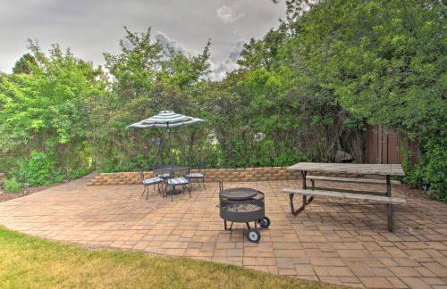 Cozy Home with Hot Tub Half Mi to Salmon River! - Foto 28