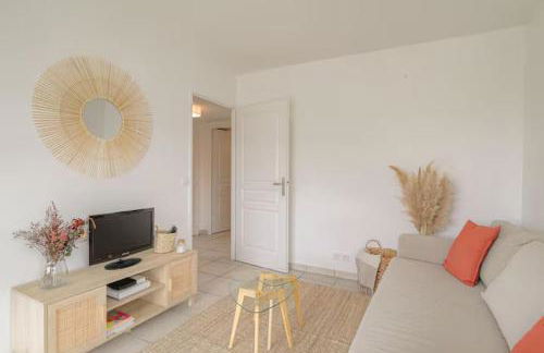 Superbe 2 pièces terrasse à 400 m du métro - Foto 11