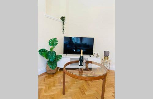 Nomi Homes - Otis House - Free Parking - Central -10ppl - Foto 32