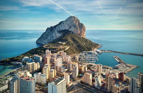 Off-grid Luxury Villa with Tikibar by the pool. - Photo 46