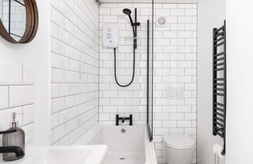 Naut Retreat, The Big Barn - Spacious & cosy cottage, walk to Porthcurno beach, Pedn Vouder & Minack Theatre - Photo 45