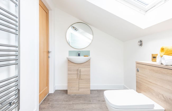 Lincoln 4-beds, Sleeps 13, Hot Tub & Pet Friendly - Foto 24