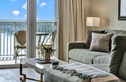 Sunshine Oasis - Orlando Lakefront Luxury - Photo 19