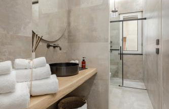 Eclipse #3 - Photo 29