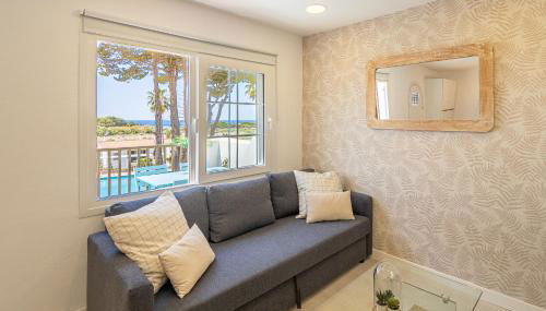 Preciosos Apartamentos Reformados en Son Bou - Photo 4