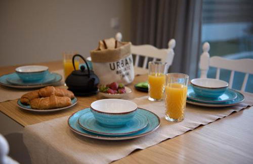 Tessera Villas & Studios Collection - Photo 36