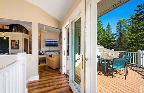 The Goat and Cherry - Dogs, Fire Pit & Hot Tub, Escape to Sister Bay! - Foto 14