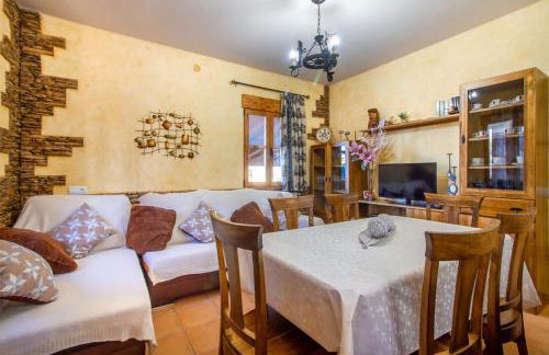 Lujosa Casa Rural el Altico con barbacoa, chimenea y zona infantil - Foto 19