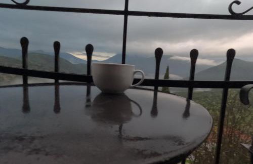 Levantes Mansion - Photo 37