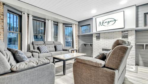 Renovated 6BR 2BA Minutes from Falls and Casino - Foto 1