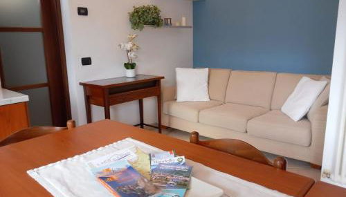 Lake and Guzzi view - Holiday Home - Foto 2