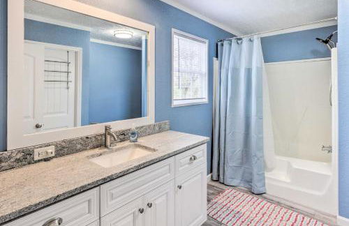 Walk to Lake Summit! Mountain-View Zirconia Home - Foto 15