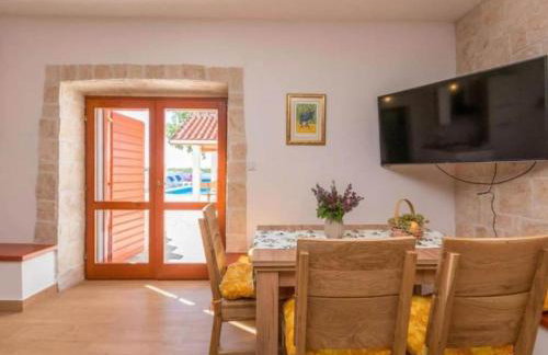 The Grandfather Villa Heated Pool Retreat - Foto 3