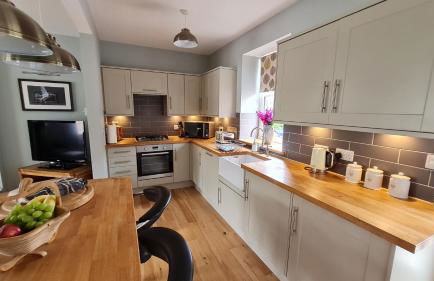 Deeside Holiday Cottages - Photo 2