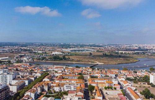 Bright and modern flat with air-con and free parking - Foto 14