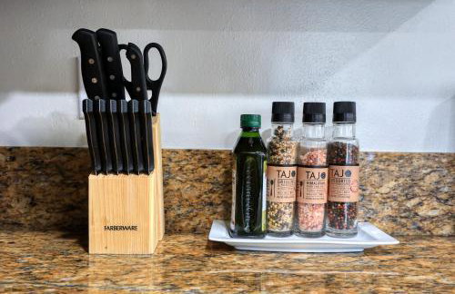 Dreamy & Relaxing Gem With Backyard - 12mins to DT LA - Foto 28