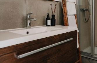 Appartement Residenz Bella Italia - Charmante Unterkunft im Herzen von Würzburg mit Balkon, Terrasse und Parkplatz im Innenhof! - Foto 10