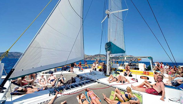 Cruzeiro de Catamarã Anacaona com almoço - Costa de Alcudia - Foto 4