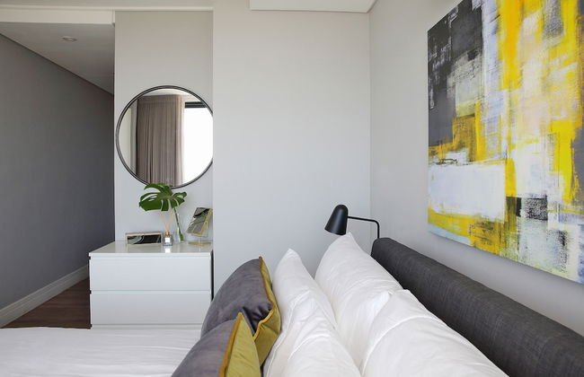 The Warwick 901 - Photo 10