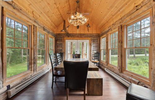 8BR 5BA Huge Dog Friendly Log Cabin near Wisconsin Dells and Lake sleeps 25plus - Foto 4