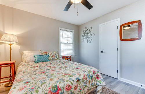 Bring Your Pets! Family Haven with Yard in Mableton - Foto 17