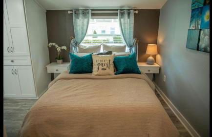 Family Home with Private Pool Yard Only 24 Mi to Disney - Foto 22