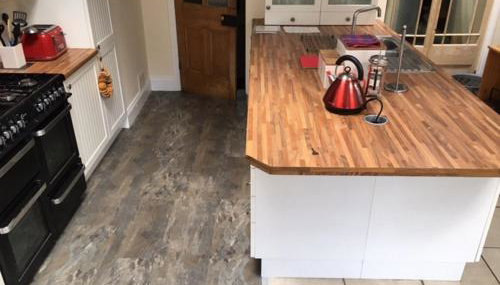 The Seagulls 3 Bedroom House with Parking Weymouth - Foto 2