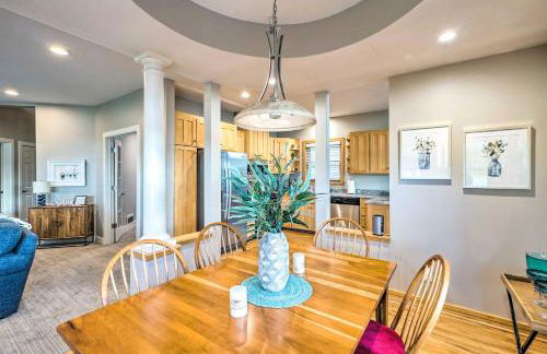 Waterfront Mound Retreat with Dock and Lake Access! - Foto 9