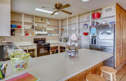 Lake Winnott Home with Boat Ramp and Dock - Foto 10