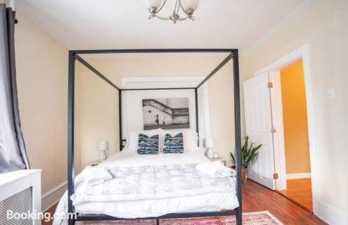 AC 6BR2BA Quiet Island House Near Casinos - Foto 31