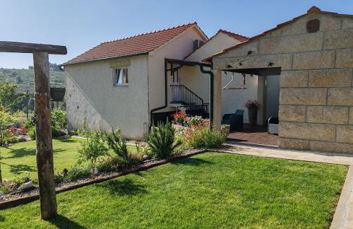 Quintinha dos Emigrantes - Foto 27