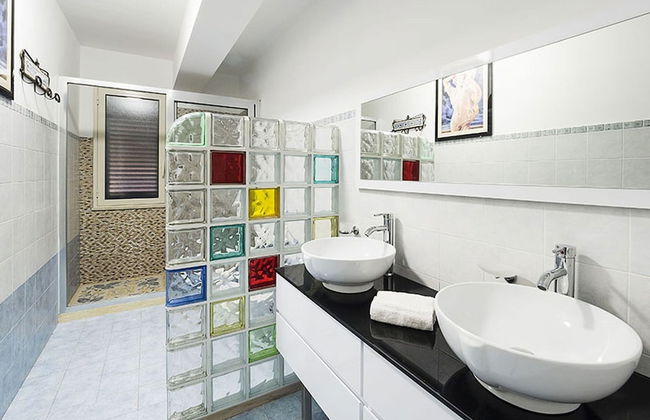 Exclusive Villa With Panoramic Swimming Pool and Hot Tub, Near the Sea - Foto 13