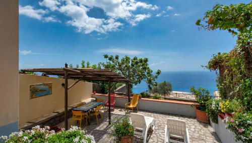 La Sciuscella - Photo 4, Garden, sunbed, Garden view