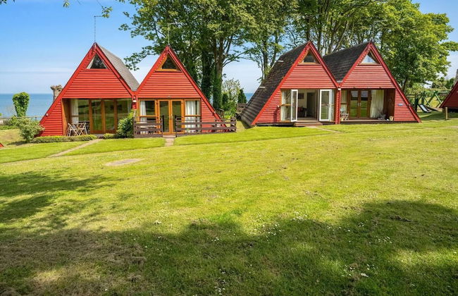 The Lookout, Sunny Beach Retreat, Sleeps 5 Guests - Photo 25