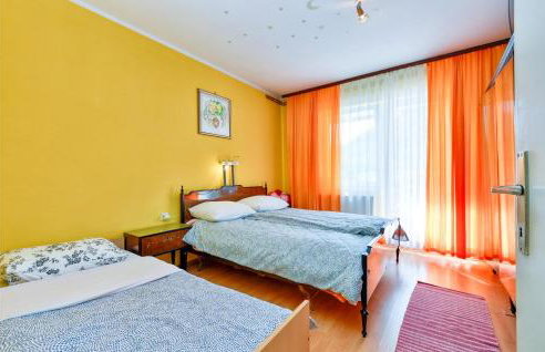 Awesome Home In Nespes - Foto 22