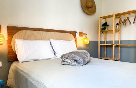 Vista mar em Caiobá com piscina conforto e localização - Foto 16