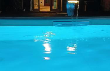 Casa Safranum con mini piscina privata e giardino vista Langhe - Foto 1