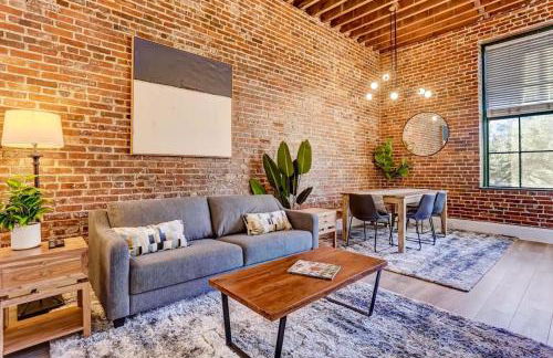 West End Loft - Downtown 5 min walk to River St - Foto 1