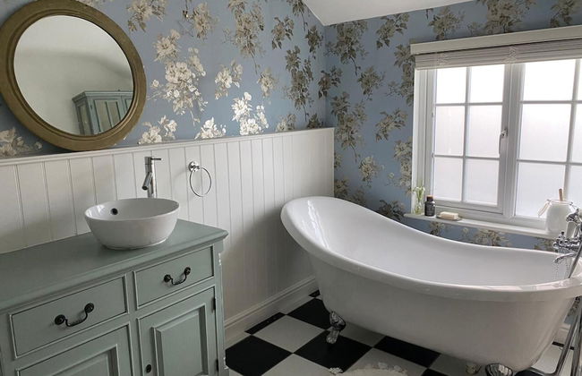 Pet Friendly With Enclosed Leafy Outdoor Space - Foto 9