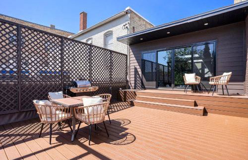 NEW Love Mi Getaway Loft with Deck on Washington Ave 110 - Foto 32
