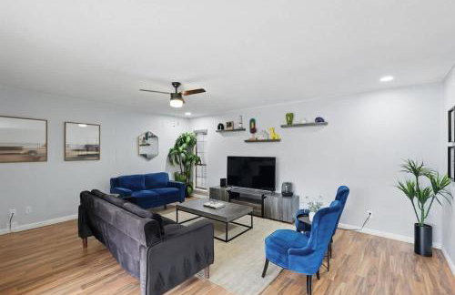 Luxury Retreat in Carrollton - Pool Patio & More - Foto 18