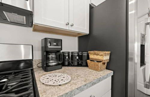 2BR Home with Golf Cart and Pool - Foto 39