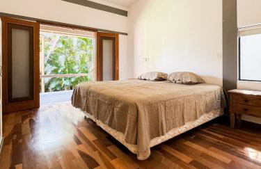 Casa térrea de alto padrão com piscina e cozinha de cinema na Granja Viana - Foto 76