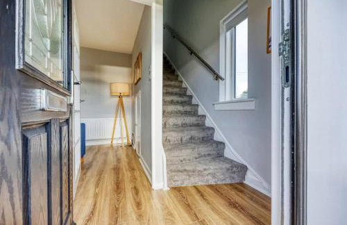 Charming Terrace House for Relaxing Retreat - Foto 3