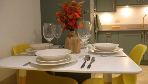 Huddersfield Lux 2 Bedroom Apartment & Opposite Train Station & City Centre - Foto 3