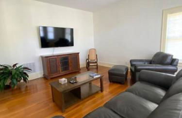 The Gator Manor – 6 Bedrooms Walk to UF / Stadium - Foto 28