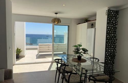Front Sea View Penthouse - Photo 15